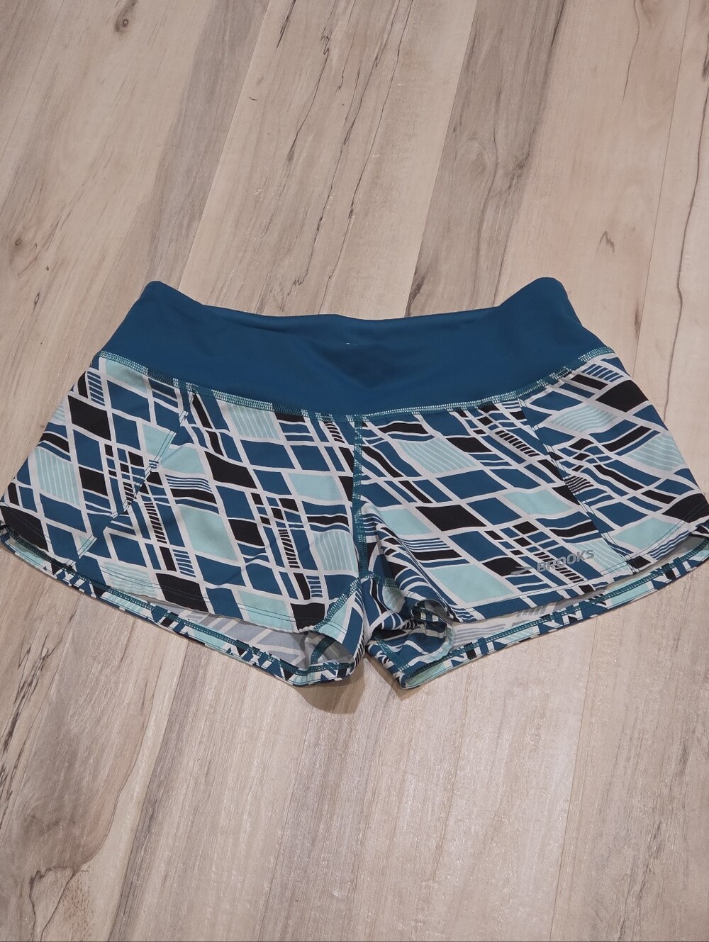🛍Brooks Chaser 3" Inseam Running Shorts Womens Small